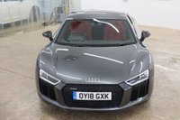 USED 2018 18 AUDI R8 5.2 V10 PLUS QUATTRO 2d 602 BHP ONLY 2306 MILES FROM NEW 2 OWNERS