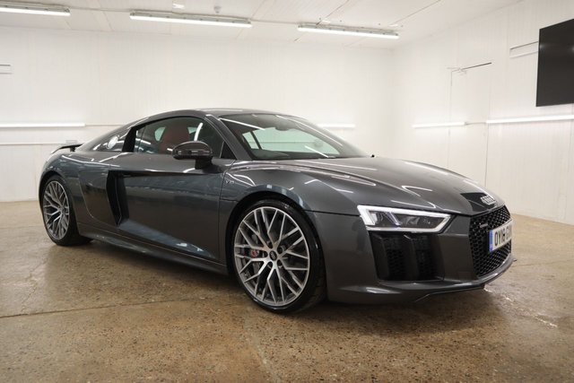 2018 18 Audi R8 5.2 V10 PLUS QUATTRO 2d 602 BHP