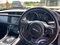 USED 2016 16 JAGUAR XF 2.0 PRESTIGE 4d 177 BHP LEATHER HEATEDSEATS+SATNAV
