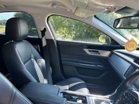 USED 2016 16 JAGUAR XF 2.0 PRESTIGE 4d 177 BHP LEATHER HEATEDSEATS+SATNAV