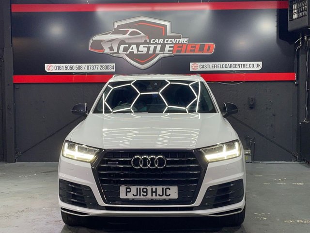 View our AUDI Q7