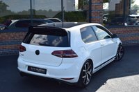USED 2017 N VOLKSWAGEN GOLF 2.0 GTI CLUBSPORT EDITION 40 DSG 3d 261 BHP WINGBACKS / SCORPION / DCC