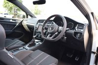 USED 2017 N VOLKSWAGEN GOLF 2.0 GTI CLUBSPORT EDITION 40 DSG 3d 261 BHP WINGBACKS / SCORPION / DCC