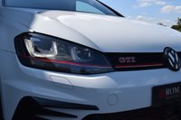 USED 2017 N VOLKSWAGEN GOLF 2.0 GTI CLUBSPORT EDITION 40 DSG 3d 261 BHP WINGBACKS / SCORPION / DCC