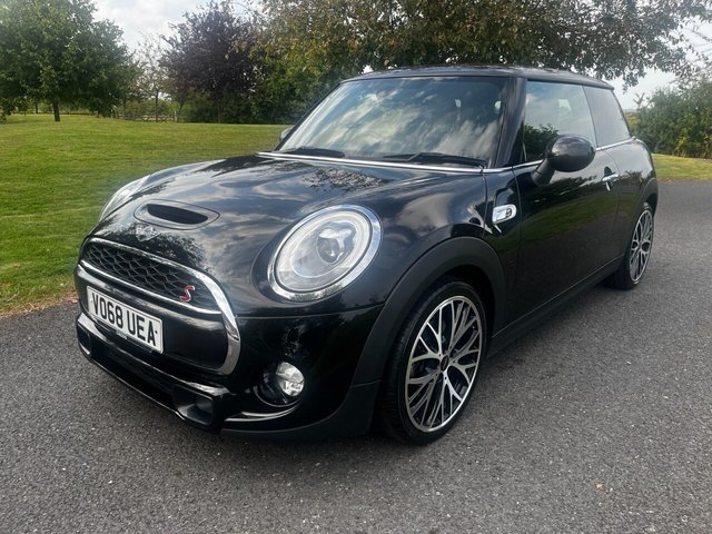 2018 68 MINI Hatch Cooper 2.0 COOPER S 3d 189 BHP