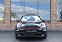 USED 2019 19 MINI HATCH JOHN COOPER WORKS 2.0 JOHN COOPER WORKS 3d 228 BHP PAN ROOF / LEATHER / BLACK PK
