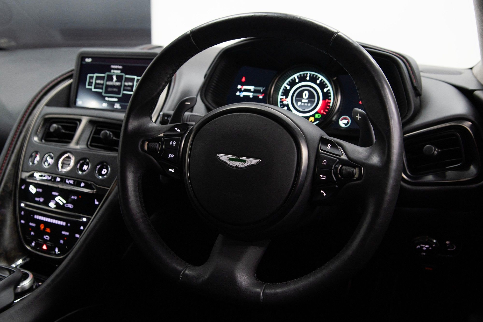 USED 2019 19 ASTON MARTIN DB11 4.0 V8 