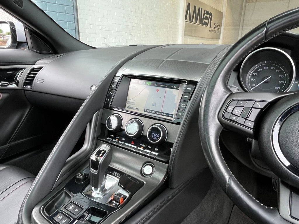 USED 2015 15 JAGUAR F-TYPE 3.0 V6 S 2d 380 BHP 