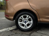 USED 2014 64 FORD B-MAX 1.6 ZETEC 5d 104 BHP 