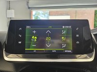 USED 2020 70 PEUGEOT 2008 1.2 PURETECH S/S ALLURE 5d 100 BHP 