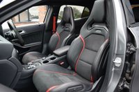 USED 2017 02 MERCEDES-BENZ GLA-CLASS 2.0 AMG GLA 45 4MATIC PREMIUM 5d 375 BHP PAN ROOF / BUCKETS / NIGHT PK