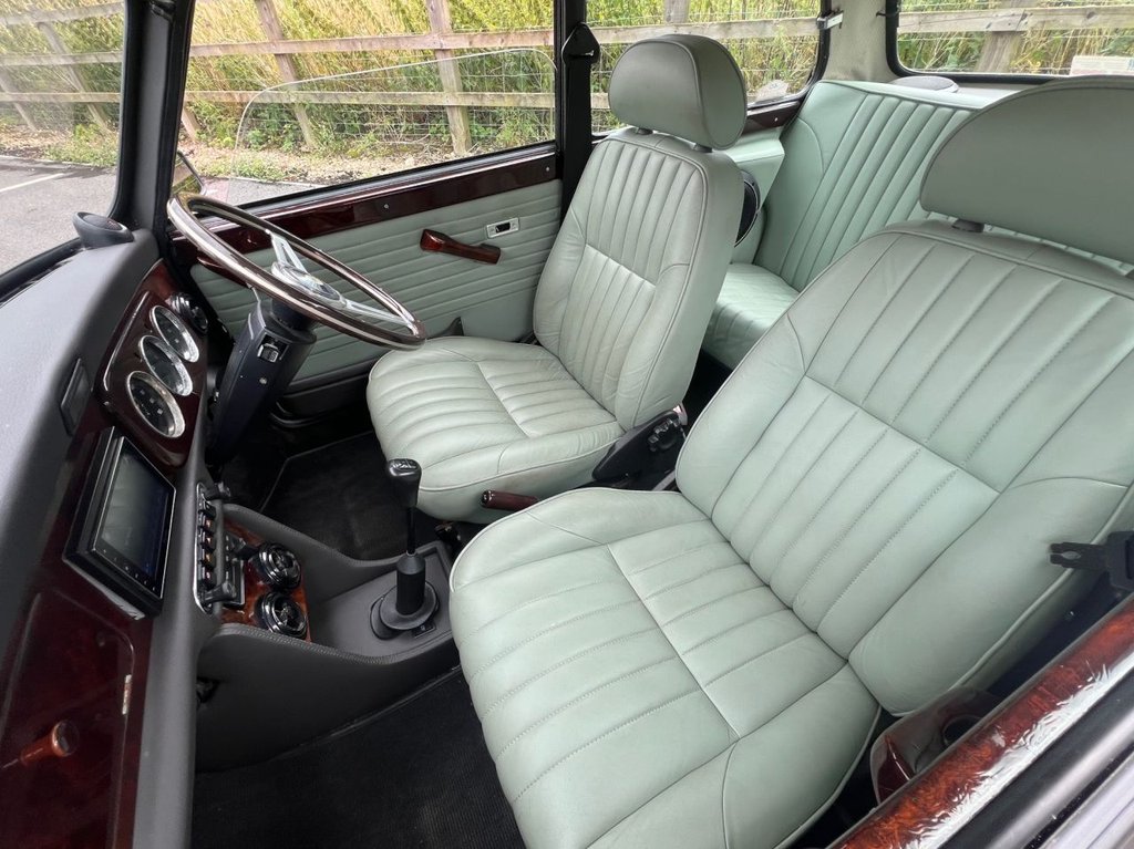 USED 1987 D AUSTIN MINI 1300cc // Singer PLAN B's Custom MINI Mayfair // px swap 