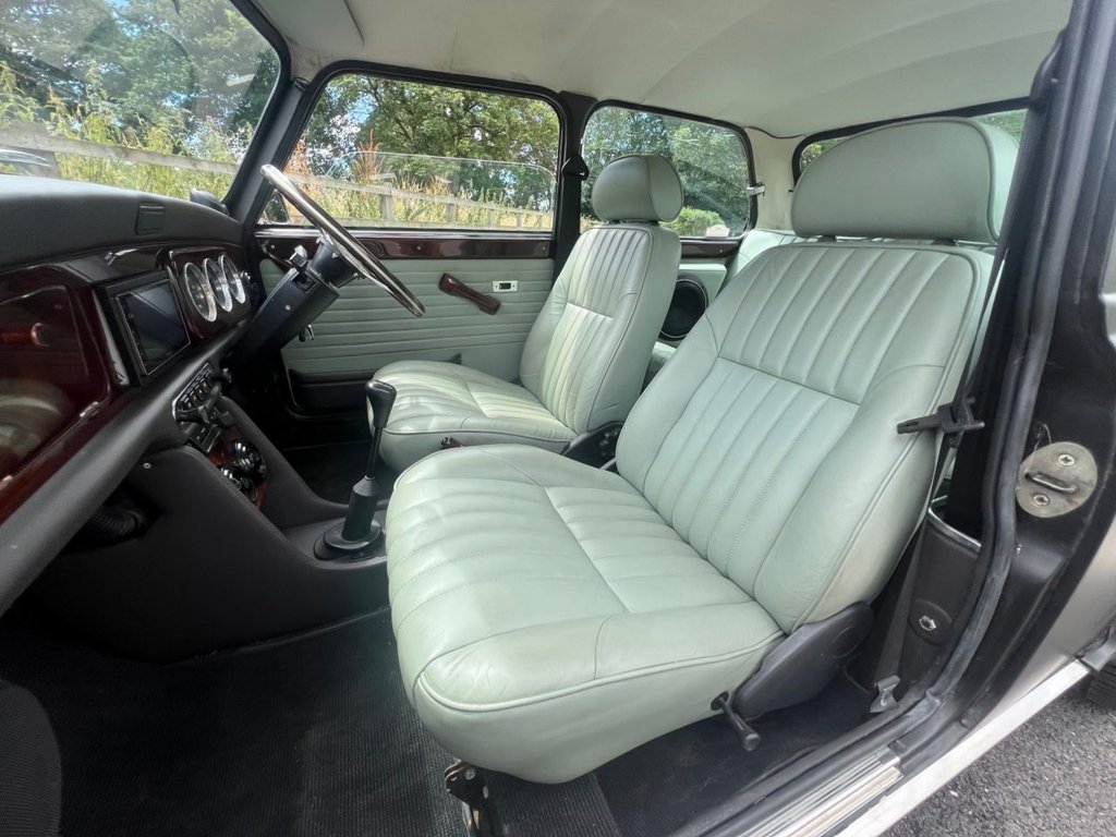 USED 1987 D AUSTIN MINI 1300cc // Singer PLAN B's Custom MINI Mayfair // px swap 