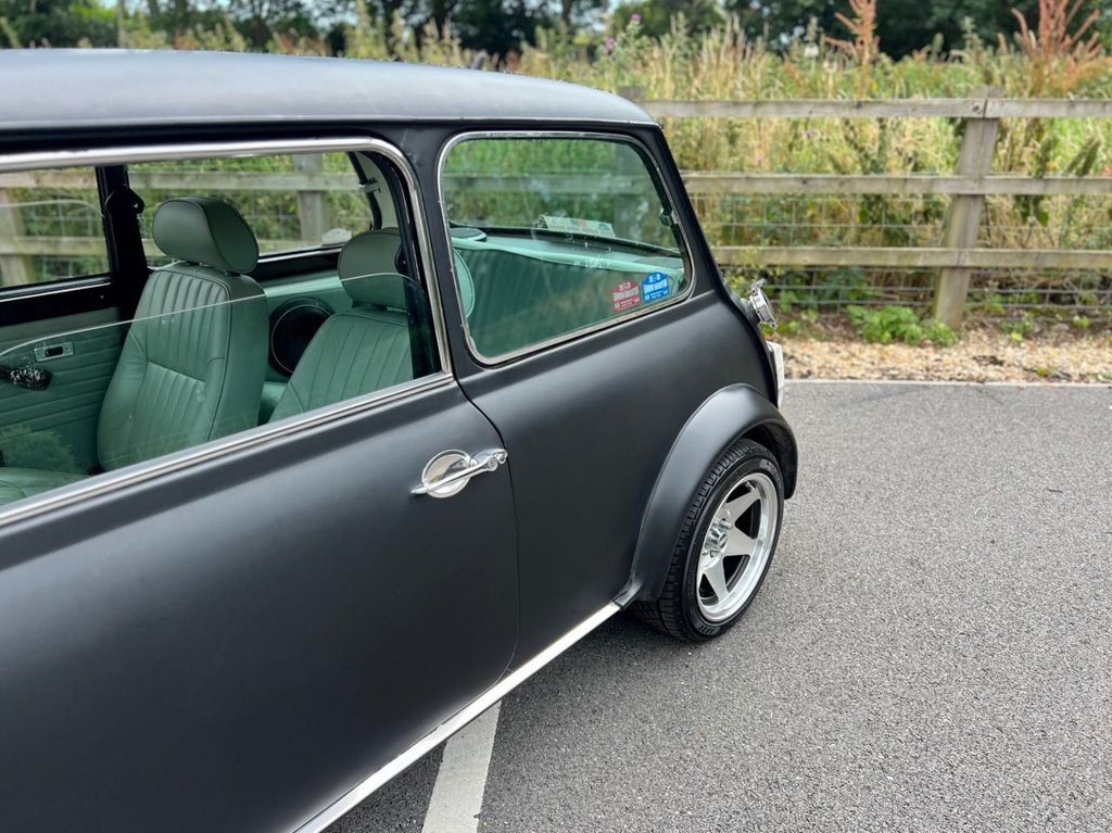 USED 1987 D AUSTIN MINI 1300cc // Singer PLAN B's Custom MINI Mayfair // px swap 