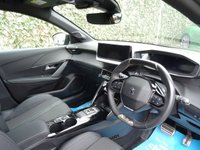 USED 2022 72 PEUGEOT 208 GT 50kWh 5d 135 BHP 