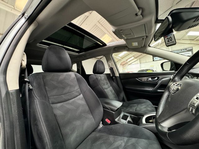 View our NISSAN X-TRAIL