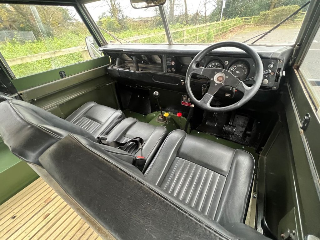 USED 1984 A LAND ROVER SERIES 111 200tdi // Rag Top // 4x4 // px swap 