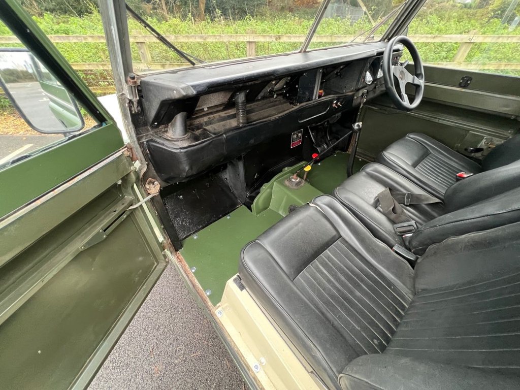 USED 1984 A LAND ROVER SERIES 111 200tdi // Rag Top // 4x4 // px swap 