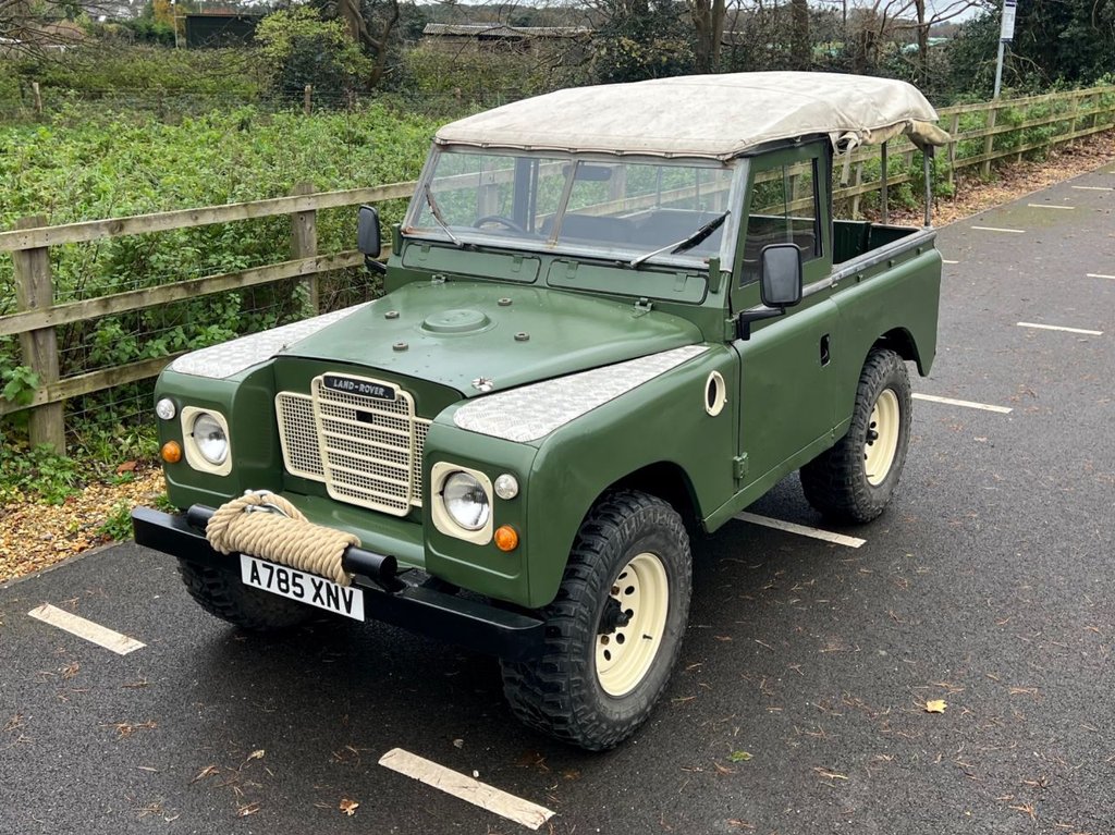 USED 1984 A LAND ROVER SERIES 111 200tdi // Rag Top // 4x4 // px swap 