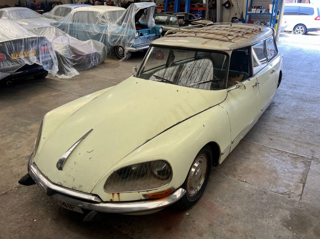 USED 1967 CITROEN DS ID21 Familiale // Series 3 // 2200cc // BARN FIND ROLLING RESTO PROJECT //  px swap 