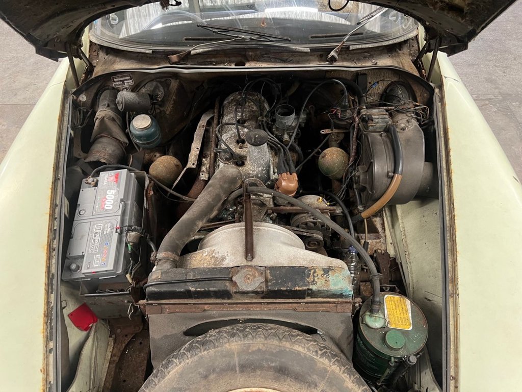 USED 1967 CITROEN DS ID21 Familiale // Series 3 // 2200cc // BARN FIND ROLLING RESTO PROJECT //  px swap 