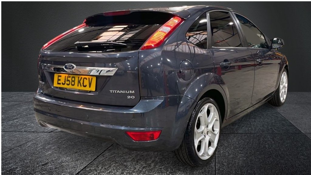 USED 2009 58 FORD FOCUS 2.0 TITANIUM 5d 145 BHP SAT NAV+FULL LEATHER+XENON+LEATHER