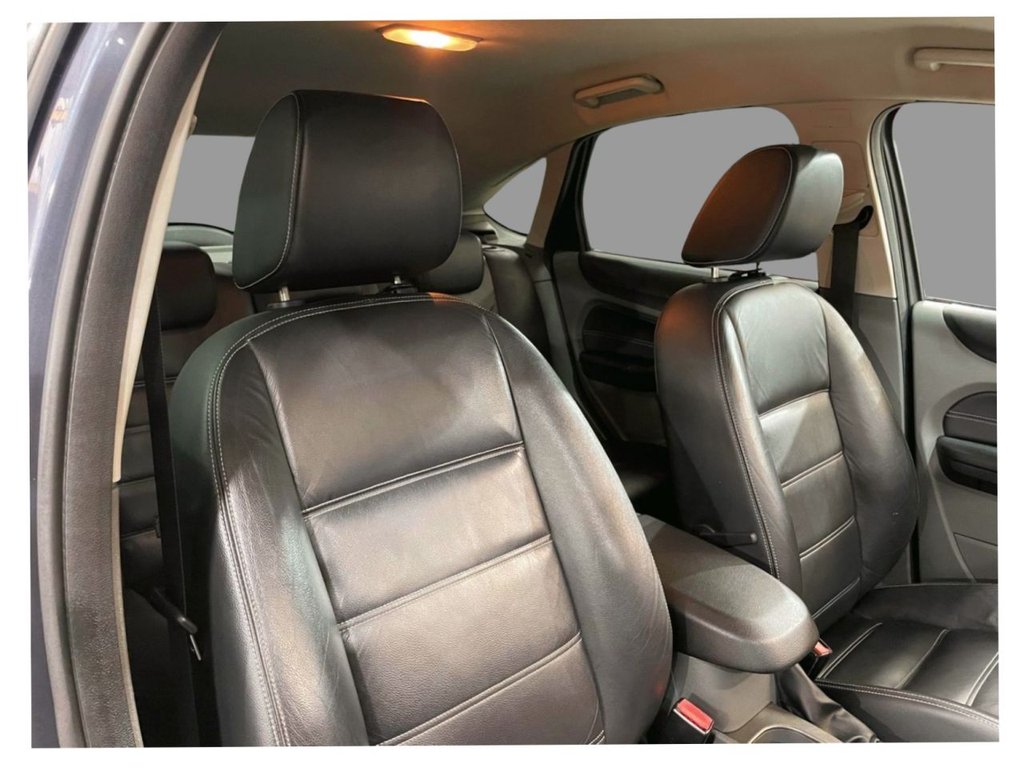 USED 2009 58 FORD FOCUS 2.0 TITANIUM 5d 145 BHP SAT NAV+FULL LEATHER+XENON+LEATHER