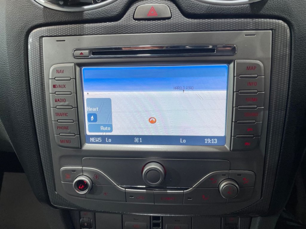 USED 2009 58 FORD FOCUS 2.0 TITANIUM 5d 145 BHP SAT NAV+FULL LEATHER+XENON+LEATHER