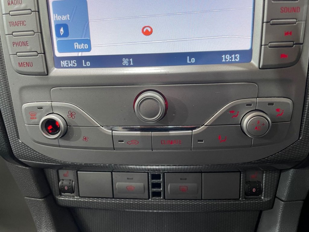 USED 2009 58 FORD FOCUS 2.0 TITANIUM 5d 145 BHP SAT NAV+FULL LEATHER+XENON+LEATHER
