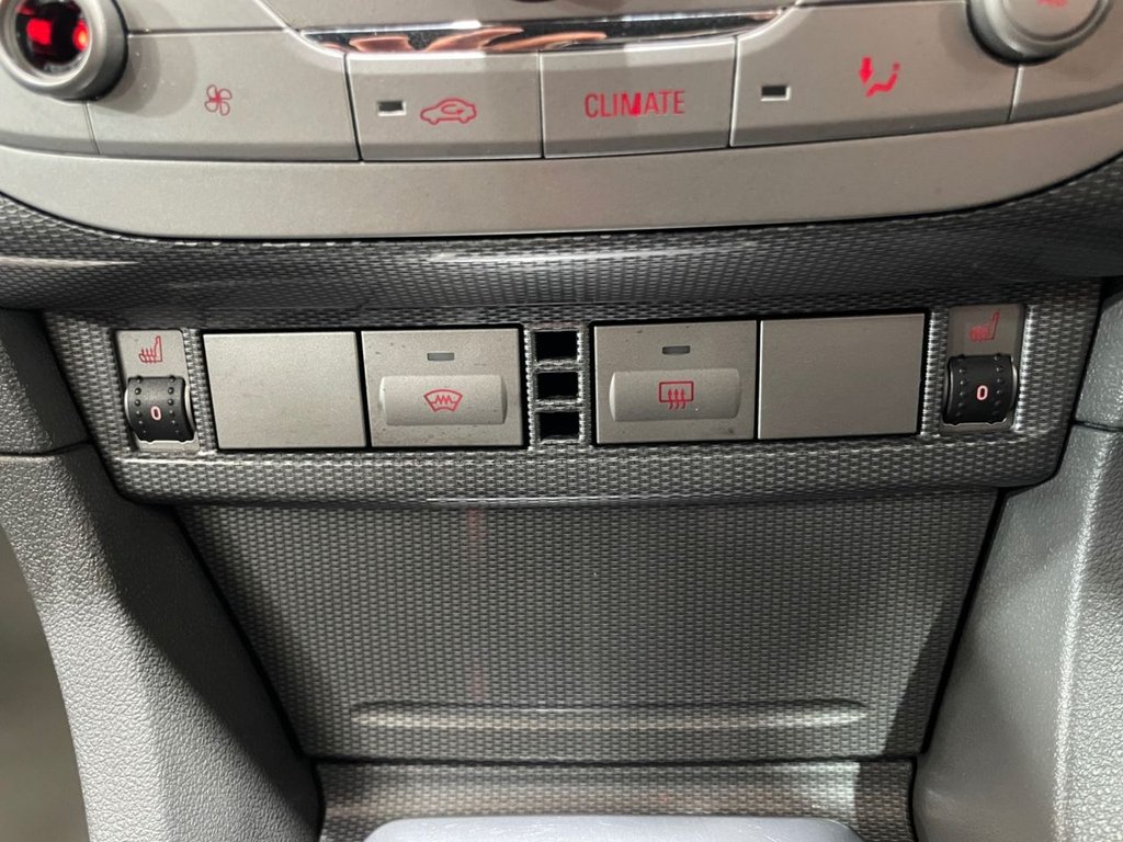 USED 2009 58 FORD FOCUS 2.0 TITANIUM 5d 145 BHP SAT NAV+FULL LEATHER+XENON+LEATHER