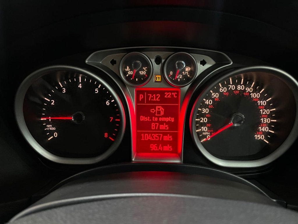 USED 2009 58 FORD FOCUS 2.0 TITANIUM 5d 145 BHP SAT NAV+FULL LEATHER+XENON+LEATHER