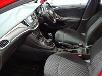 USED 2017 17 VAUXHALL ASTRA 1.4 ENERGY 5d 123 BHP AIR CON CRUISE PARK SENSORS ONLY 9000 MILES