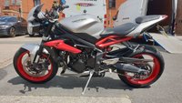 USED 2015 15 TRIUMPH STREET TRIPLE 675RX Roadster Naked Excellent special edition Street Triple
