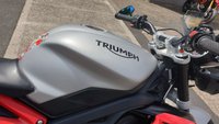 USED 2015 15 TRIUMPH STREET TRIPLE 675RX Roadster Naked Excellent special edition Street Triple