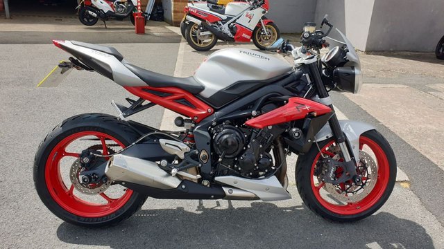 2015 15 Triumph Street Triple 675RX Roadster Naked