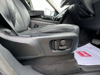 USED 2019 69 LAND ROVER DISCOVERY 3.0 SD6 COMMERCIAL SE 302 BHP 