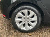 USED 2015 RENAULT ZOE ELECTRIC DYNAMIQUE INTENS 5dr AUTO 88 BHP 