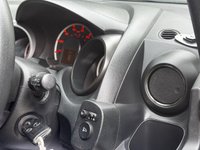 USED 2011 11 HONDA JAZZ 1.3 I-VTEC ES 5d 98 BHP 