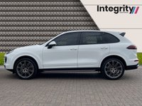 USED 2018 67 PORSCHE CAYENNE 3.0 D V6 PLATINUM EDITION TIPTRONIC S 5d 258 BHP 2 Keys | Last Service @ 47785mi
