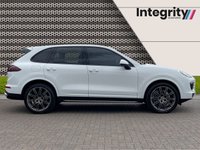 USED 2018 67 PORSCHE CAYENNE 3.0 D V6 PLATINUM EDITION TIPTRONIC S 5d 258 BHP 2 Keys | Last Service @ 47785mi