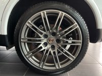 USED 2018 67 PORSCHE CAYENNE 3.0 D V6 PLATINUM EDITION TIPTRONIC S 5d 258 BHP 2 Keys | Last Service @ 47785mi