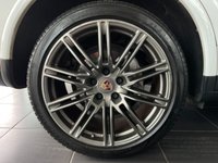 USED 2018 67 PORSCHE CAYENNE 3.0 D V6 PLATINUM EDITION TIPTRONIC S 5d 258 BHP 2 Keys | Last Service @ 47785mi