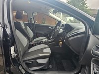USED 2013 13 FORD FOCUS 1.6 ZETEC 5d 104 BHP Excellent condition low mileage