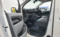 USED 2021 71 VAUXHALL VIVARO 1.5 L1H1 F2900 DYNAMIC S/S 101 BHP BIG SPEC 3 SEATS SAT NAV PARK SENSOR AC DAB BULKHEAD SHELVING 1 OWNER SERVICE HISTORY VAUXHALL WARRANTY TILL DEC 2024