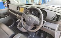 USED 2021 71 VAUXHALL VIVARO 1.5 L1H1 F2900 DYNAMIC S/S 101 BHP BIG SPEC 3 SEATS SAT NAV PARK SENSOR AC DAB BULKHEAD SHELVING 1 OWNER SERVICE HISTORY VAUXHALL WARRANTY TILL DEC 2024