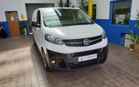 USED 2021 71 VAUXHALL VIVARO 1.5 L1H1 F2900 DYNAMIC S/S 101 BHP BIG SPEC 3 SEATS SAT NAV PARK SENSOR AC DAB BULKHEAD SHELVING 1 OWNER SERVICE HISTORY VAUXHALL WARRANTY TILL DEC 2024