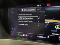 USED 2020 20 JAGUAR F-PACE 2.0 CHEQUERED FLAG AWD 5d 178 BHP 