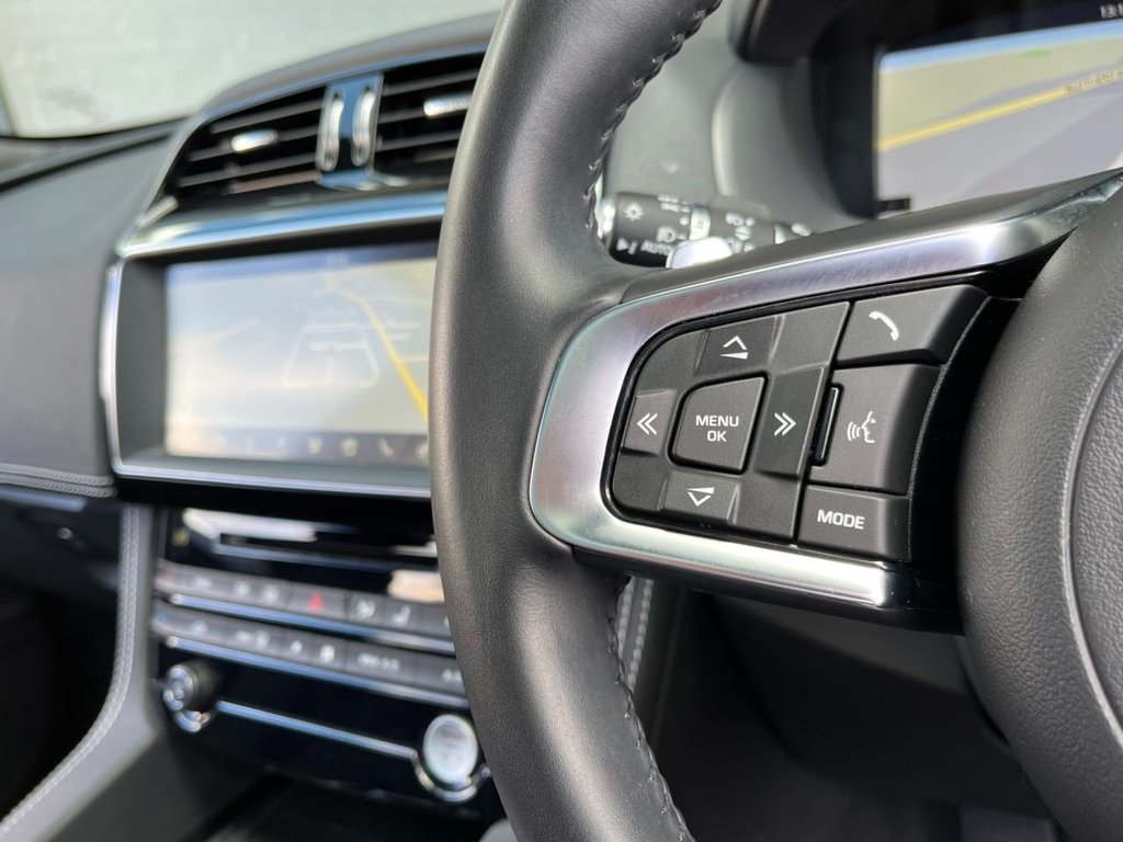 USED 2020 20 JAGUAR F-PACE 2.0 CHEQUERED FLAG AWD 5d 178 BHP 
