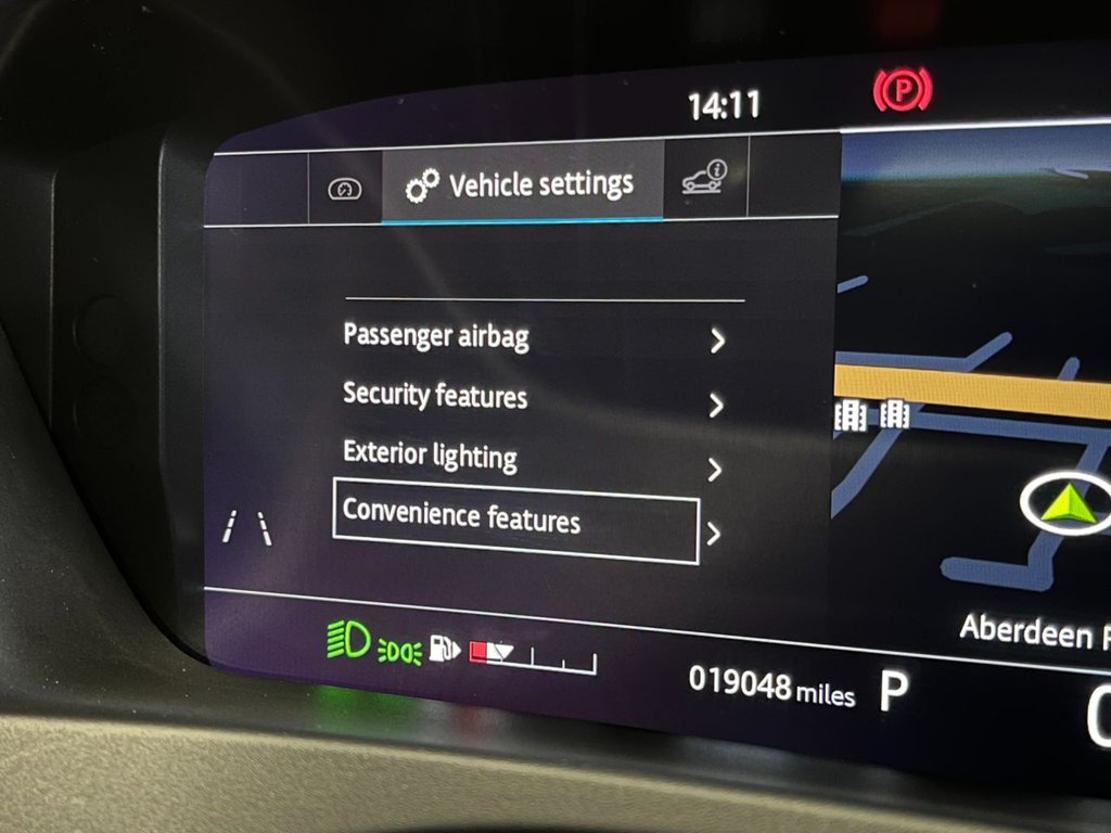 USED 2020 20 JAGUAR F-PACE 2.0 CHEQUERED FLAG AWD 5d 178 BHP 