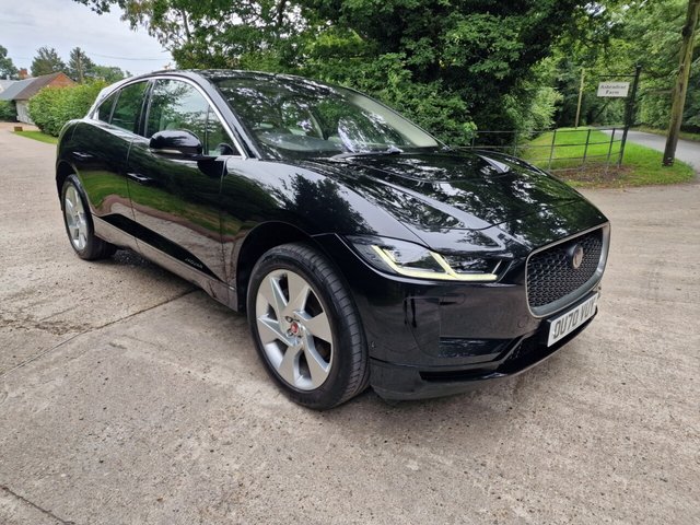 2020 70 Jaguar I-Pace SE 5d 395 BHP